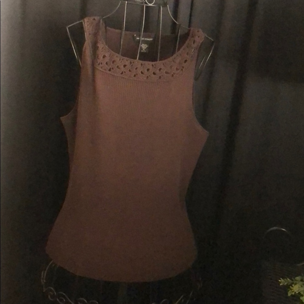 Ladies sleeveless sweater